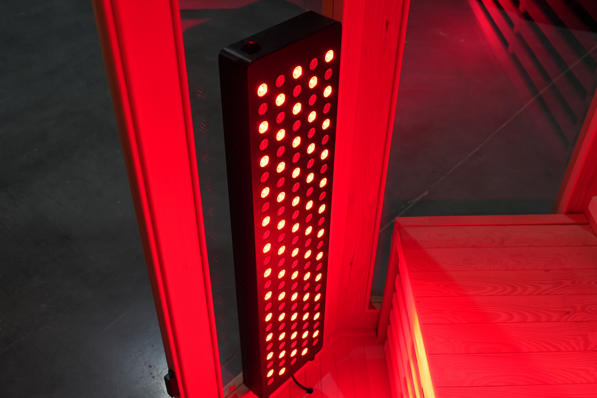 Blisspod Vienna RED Full-Spectrum Corner Sauna for 4–5 People