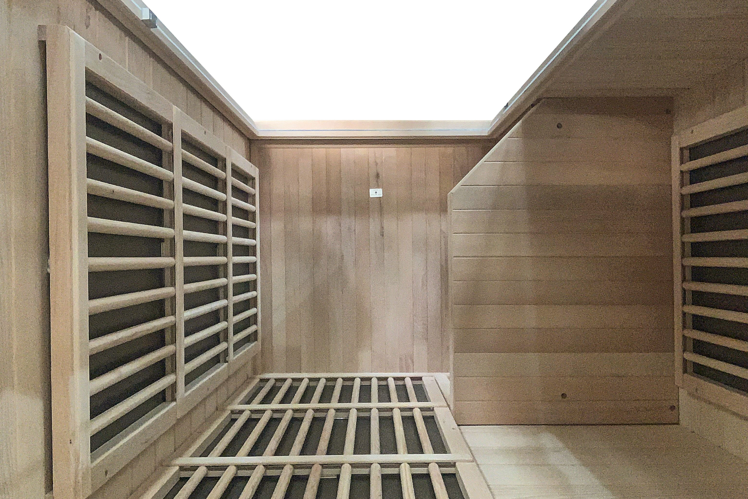 Blisspod Vienna 1-Person Far Infrared Sauna – Canadian Hemlock, Very Low EMF