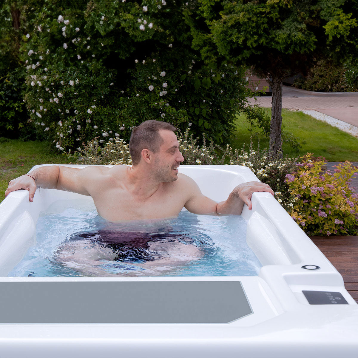 Alaska Pro Cold Plunge Tub | Ice White & Gray
