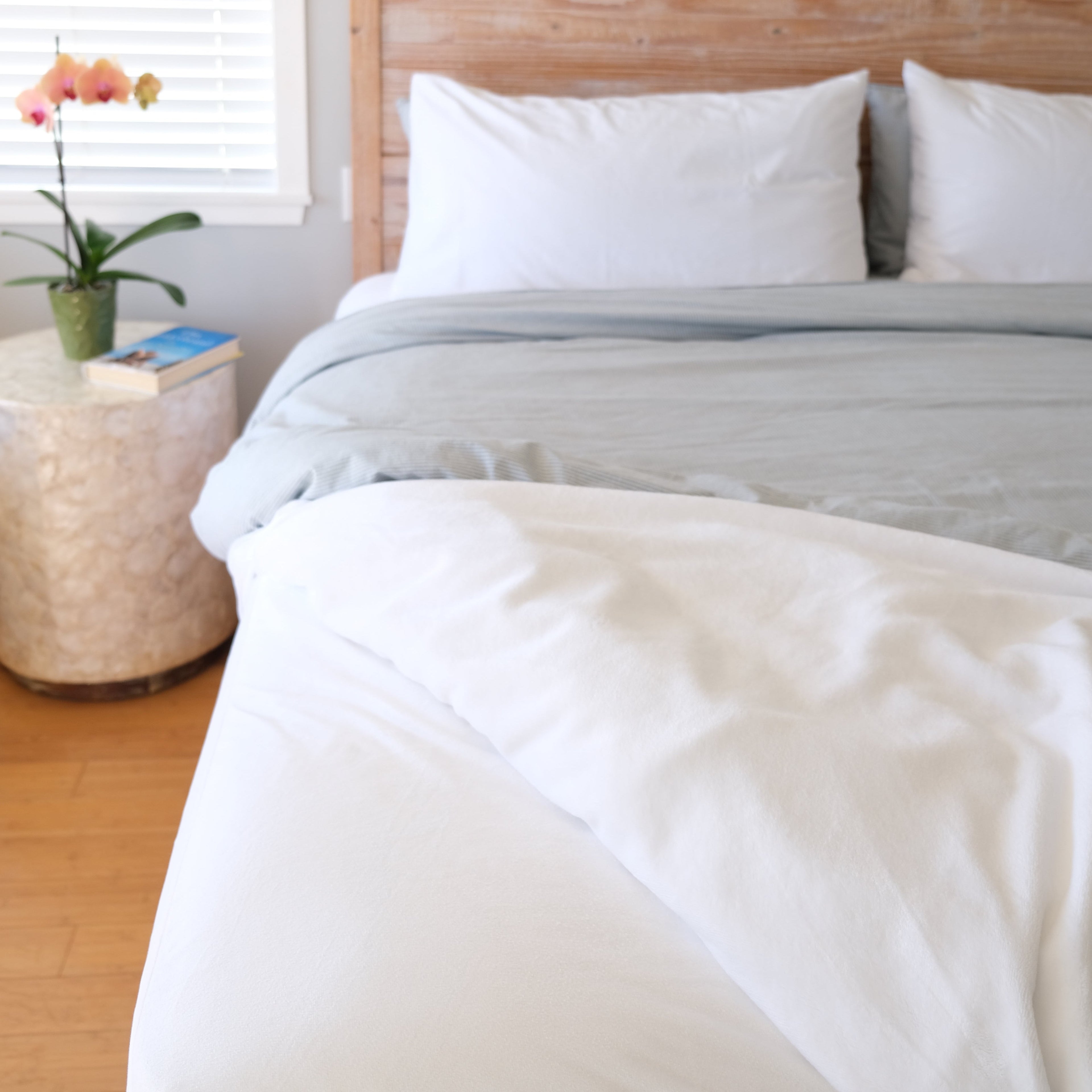 Balanced Foot Warmth Bed Sheet Set