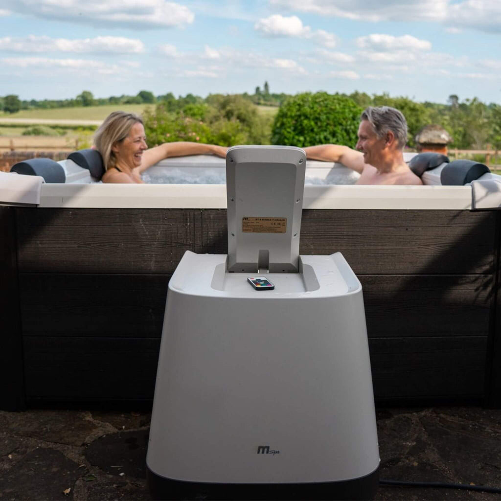 MSpa Oslo Supreme 6-Person Square Spa – 120 Jets, LED Lights & App Control